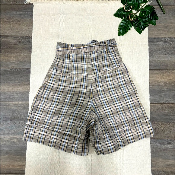 Massimo Dutti long belted shorts - Picture 2 of 4